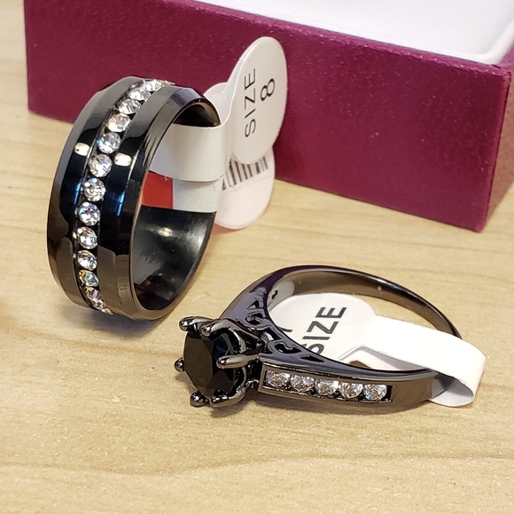 Size 8 Black Titanium Eternity Style Band with CZ - Picture 4 of 8